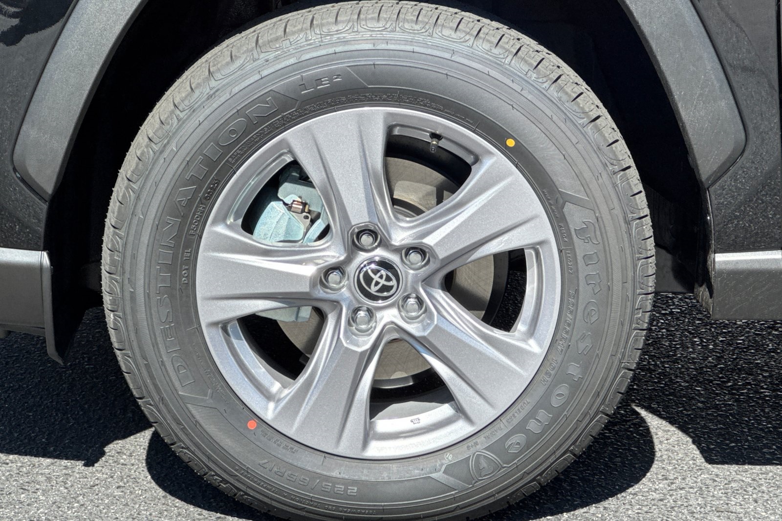 2025 Toyota RAV4 Hybrid XLE photo 30