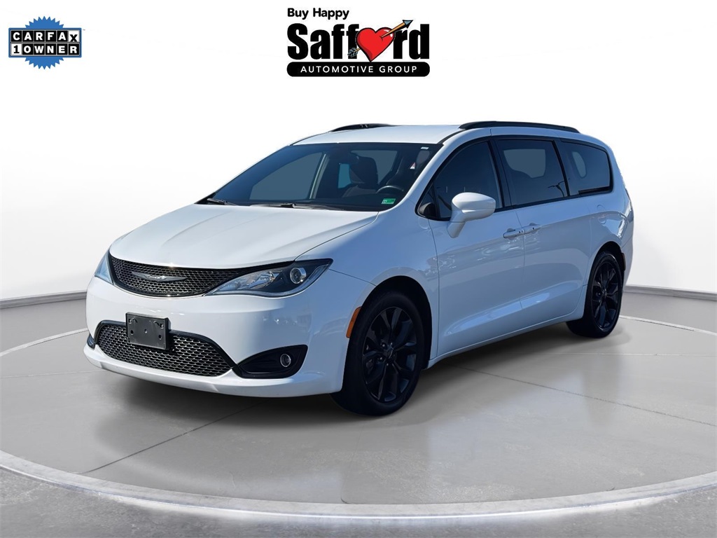 2020 Chrysler Pacifica Touring