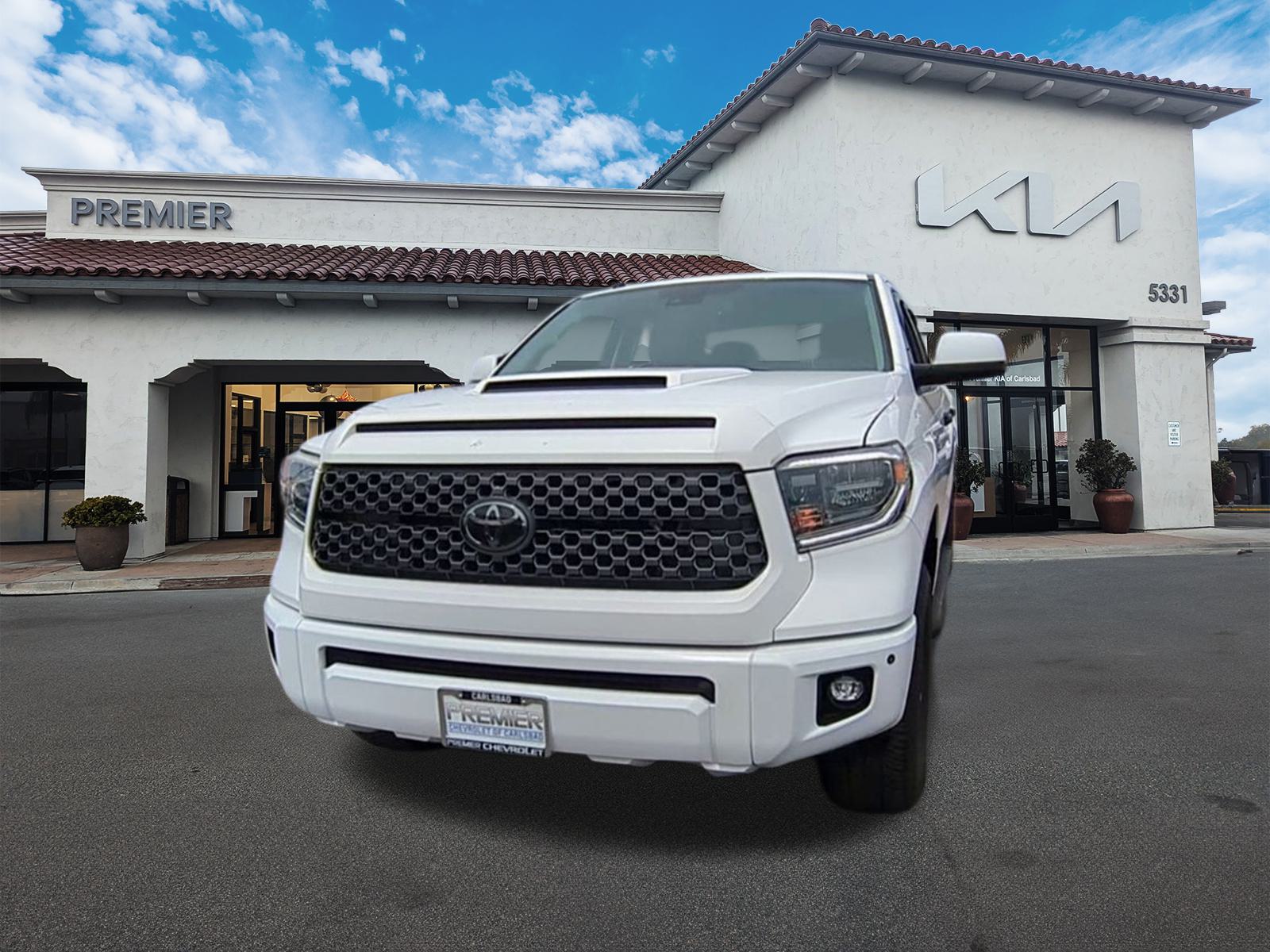 2018 Toyota Tundra SR5 photo 2
