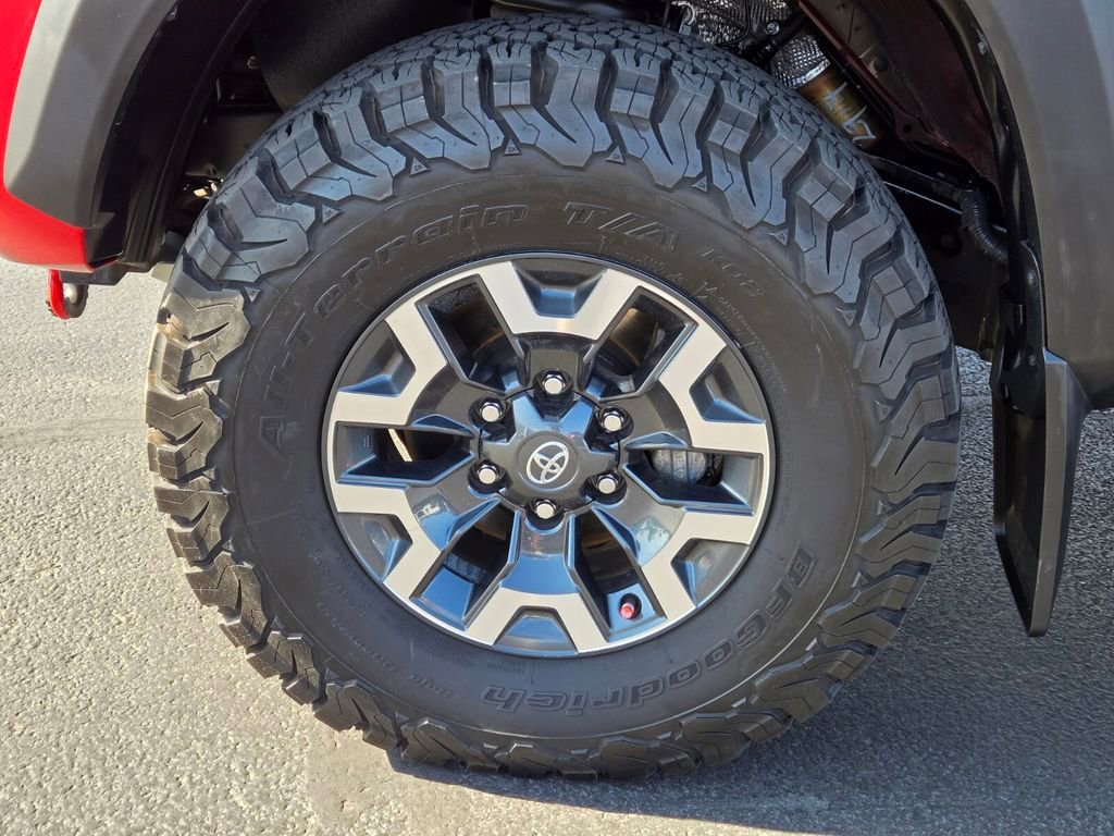 2021 Toyota Tacoma SR photo 9