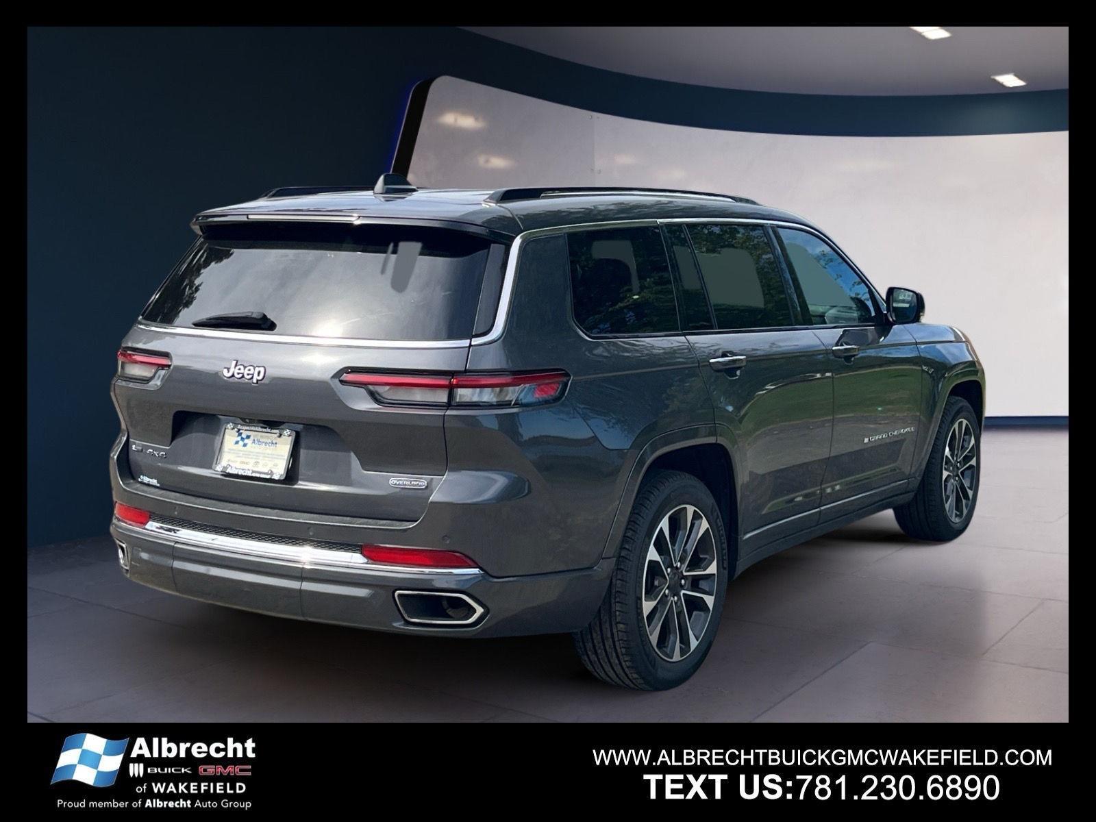 2021 Jeep Grand Cherokee Overland photo 3