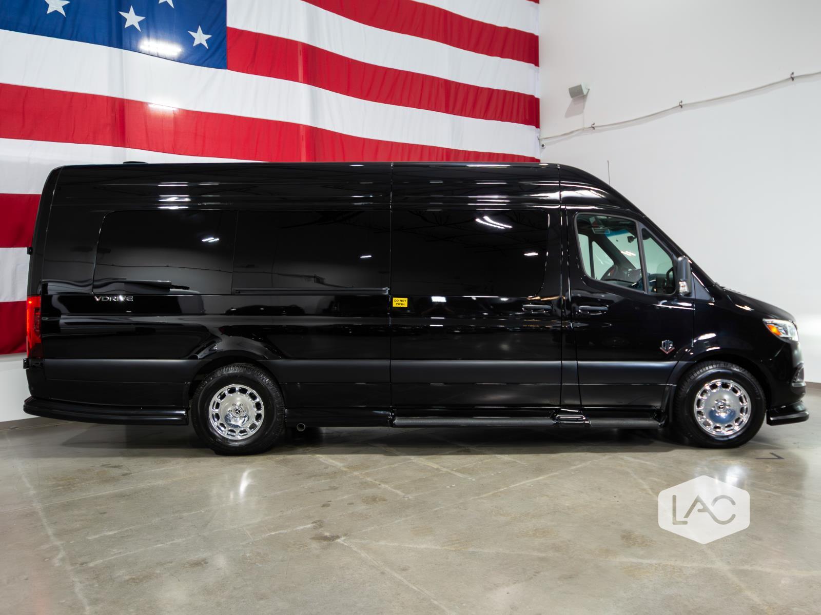 2024 Mercedes Benz Sprinter 3500 photo 21