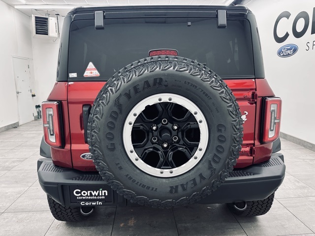 2025 Ford Bronco Badlands photo 4