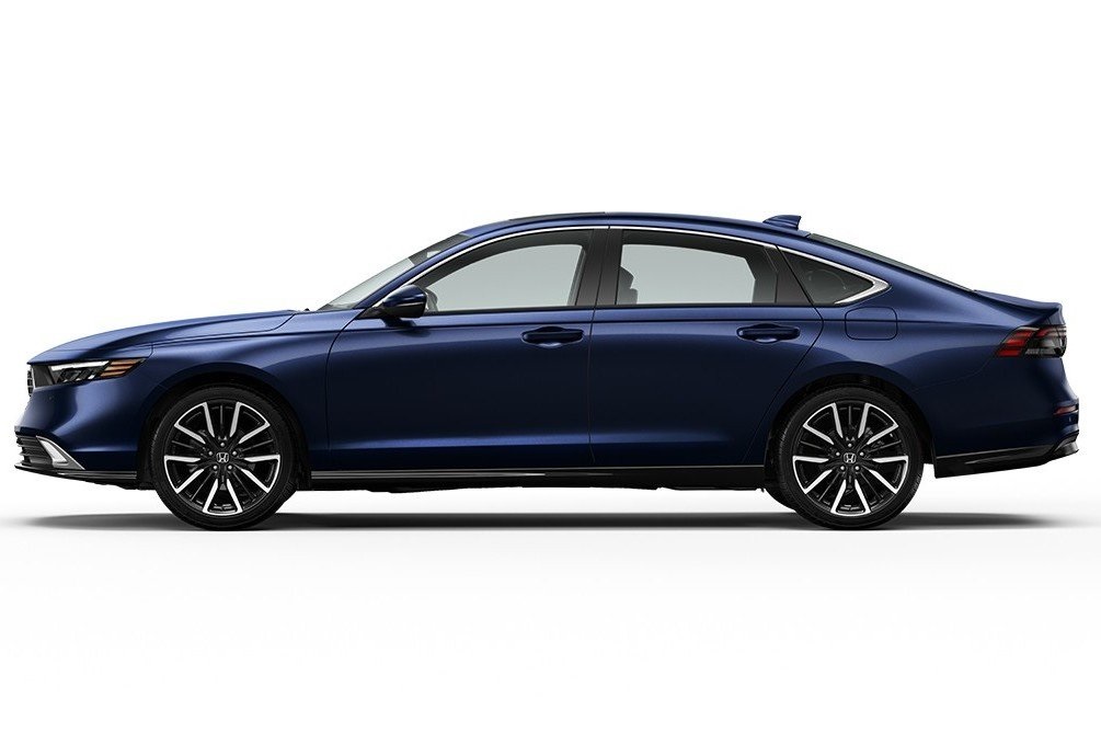 2025 Honda Accord Hybrid Touring photo 3