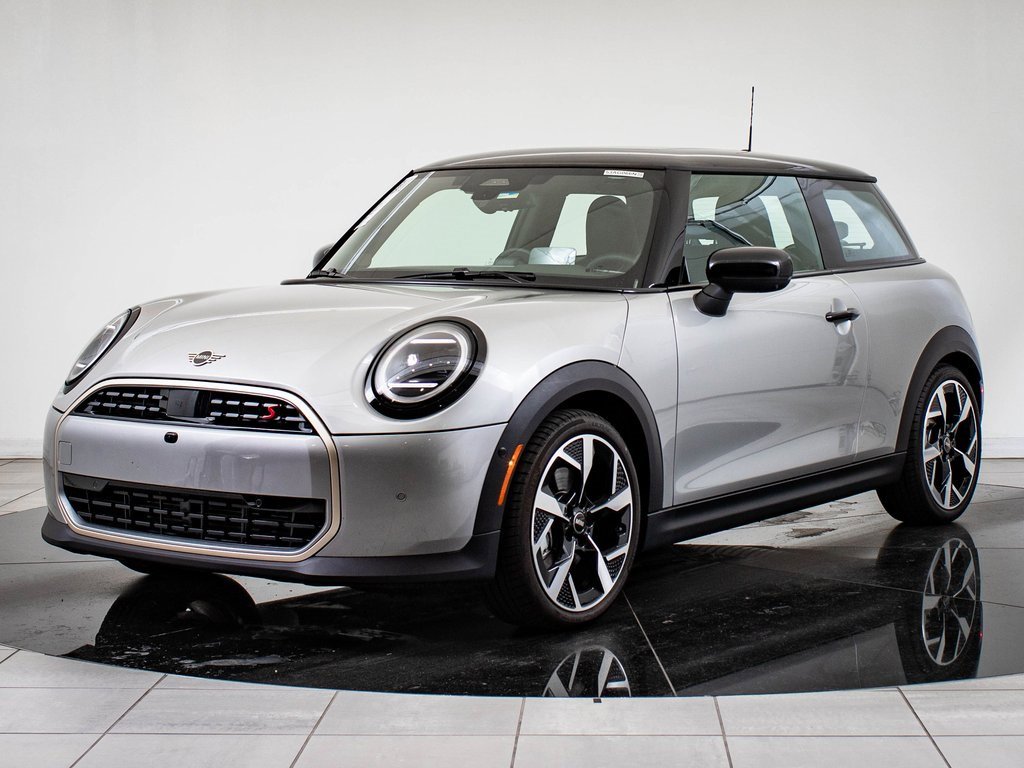2025 MINI Hardtop 2 Door S's photo