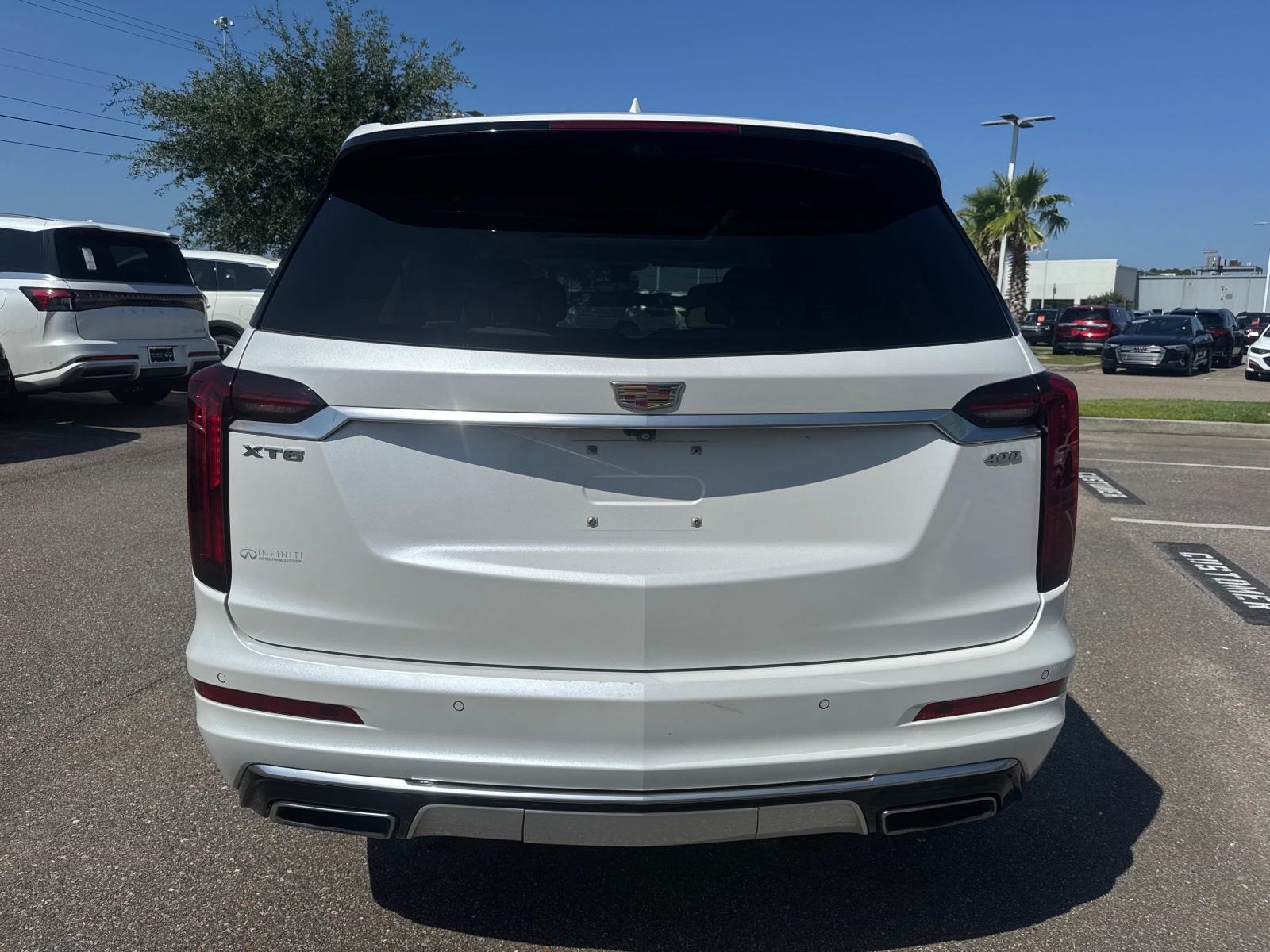 2022 Cadillac XT6 Premium Luxury photo 4