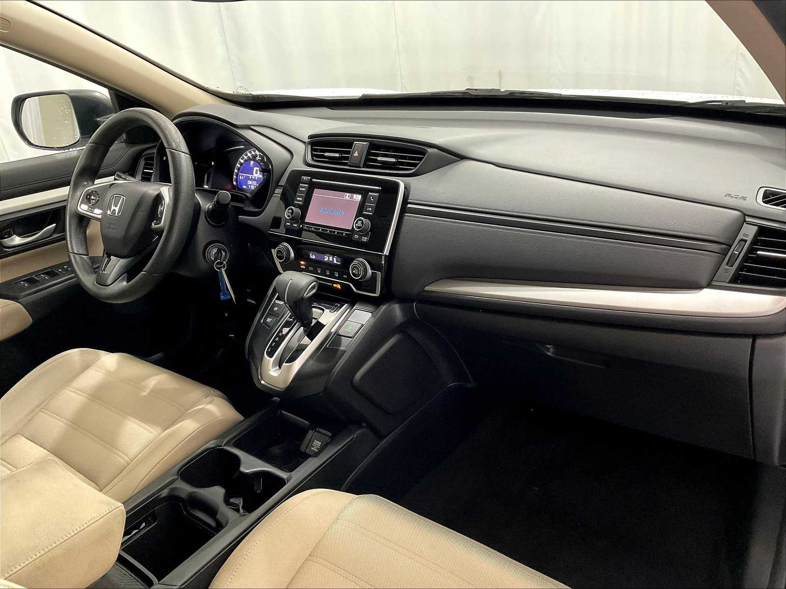 2019 Honda CR-V LX photo 13