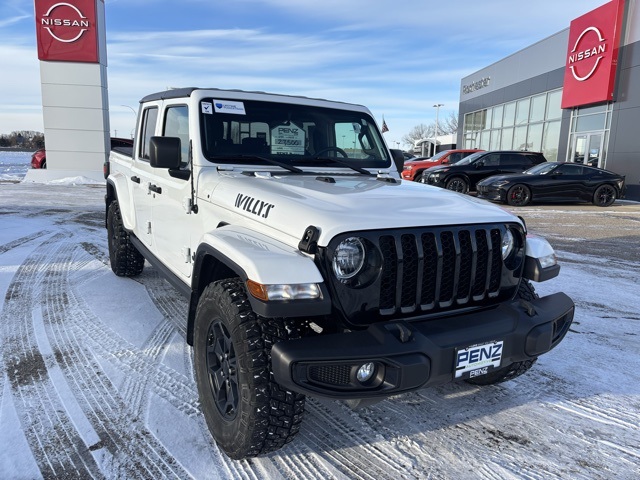 2021 Jeep Gladiator WILLYS's photo