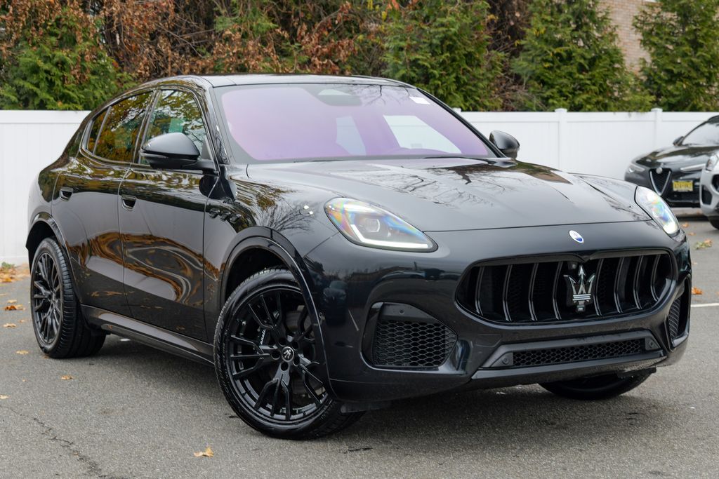 2025 Maserati Grecale MODENA's photo