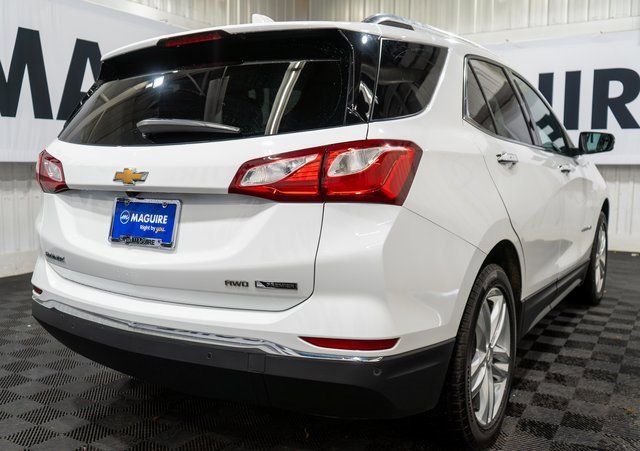 2018 Chevrolet Equinox Premier photo 2