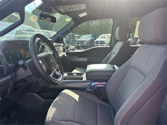 2025 Ford F-150 XLT photo 7
