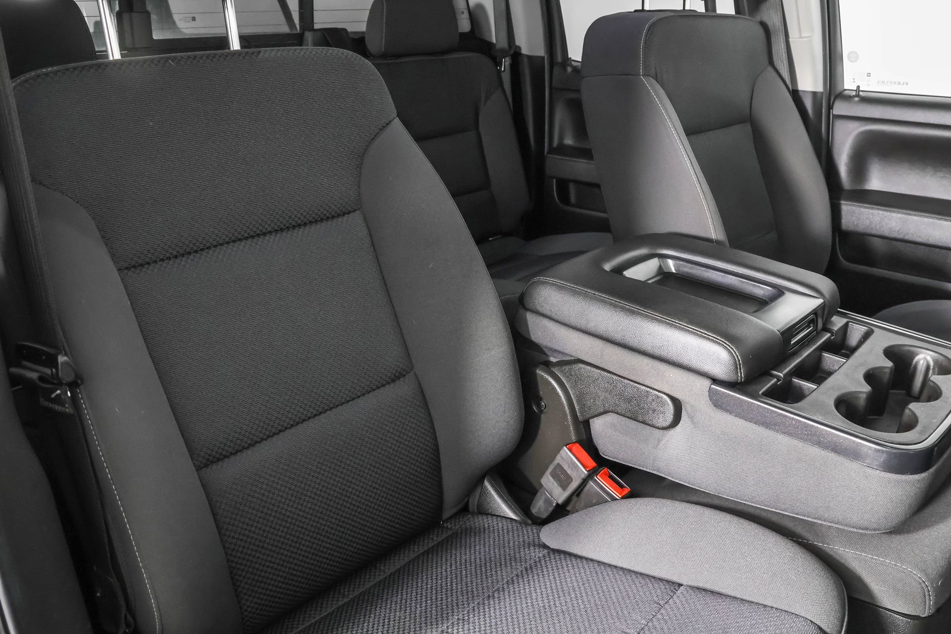 2018 Chevrolet Silverado 1500 LT photo 30