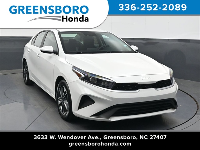 2024 Kia Forte LXS's photo