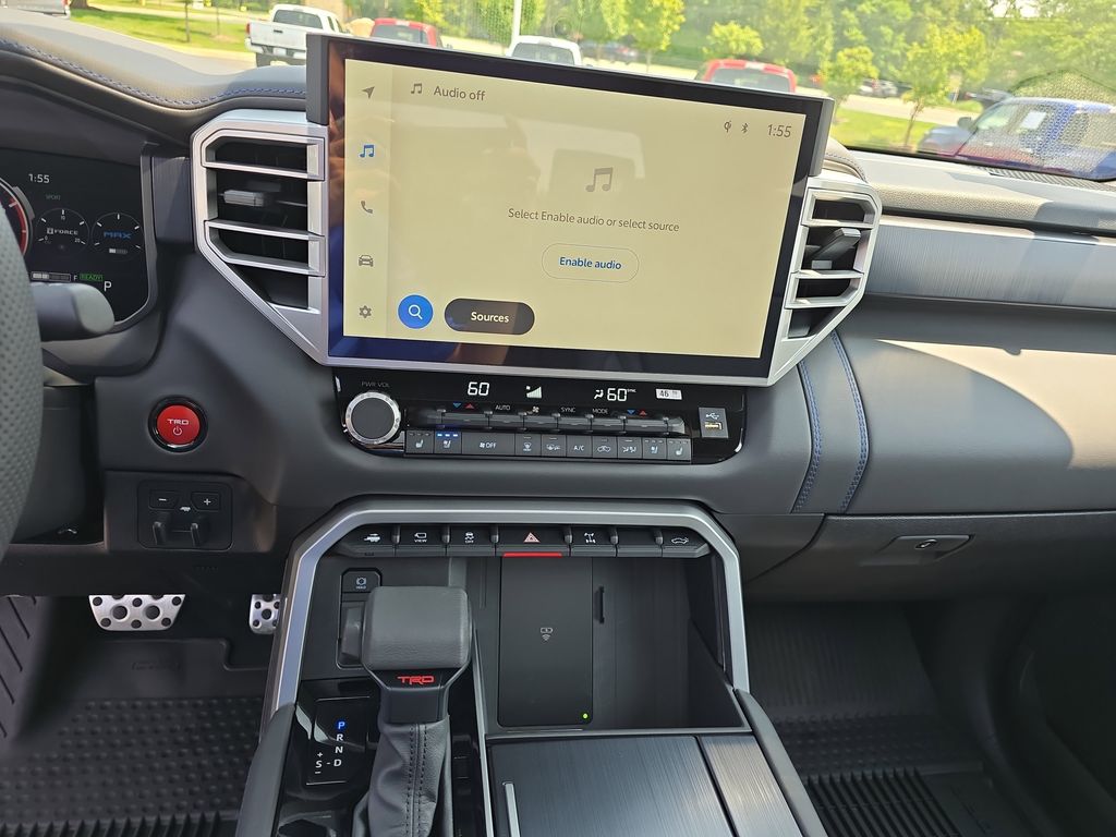 2025 Toyota Tundra Platinum photo 19
