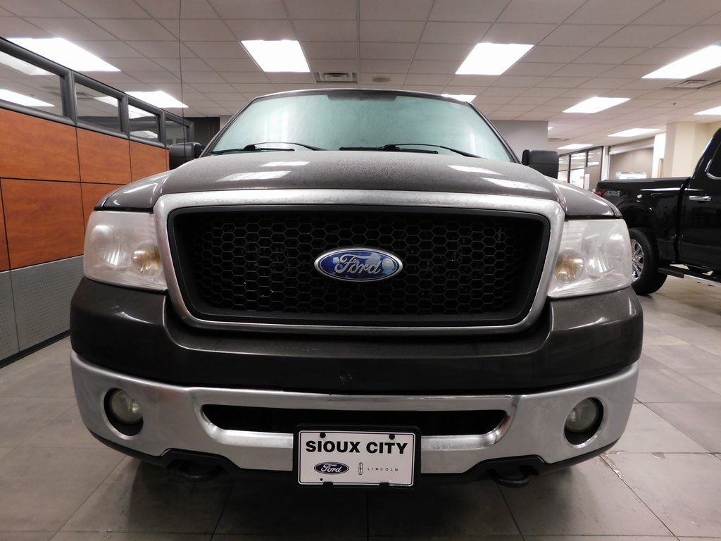 2007 Ford F-150 XLT photo 3