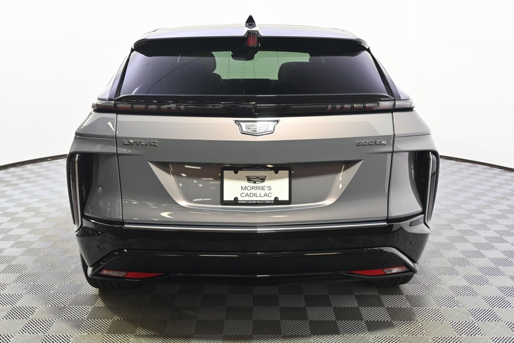 2025 Cadillac Lyriq Luxury photo 5