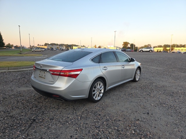 2014 Toyota Avalon Limited photo 5