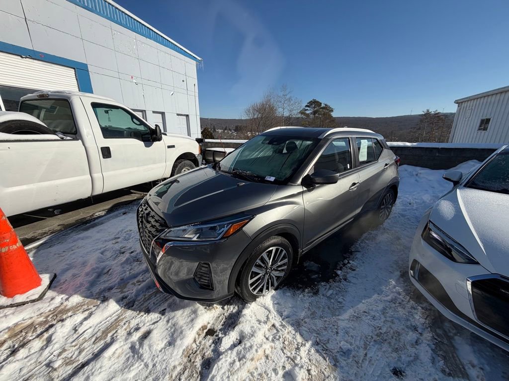 Used 2022 Nissan Kicks SV with VIN 3N1CP5CV2NL512675 for sale in Forest City, PA