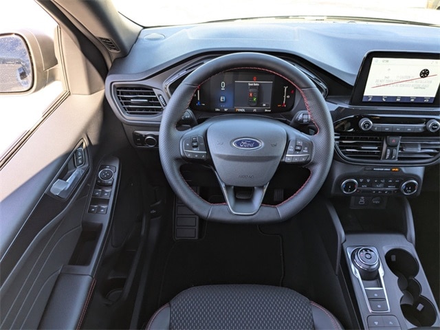 2025 Ford Escape ST-Line photo 16