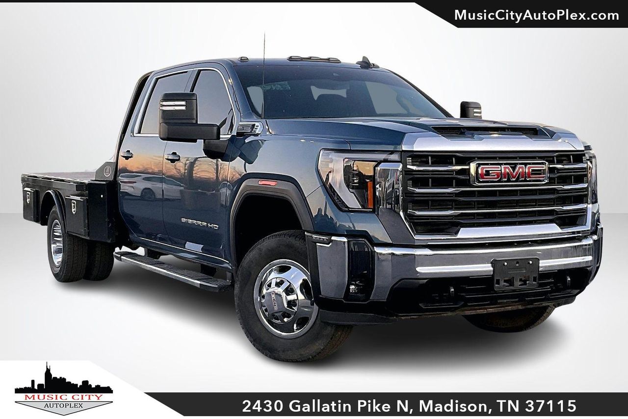 2024 GMC Sierra 3500 Chassis Cab SLE's photo