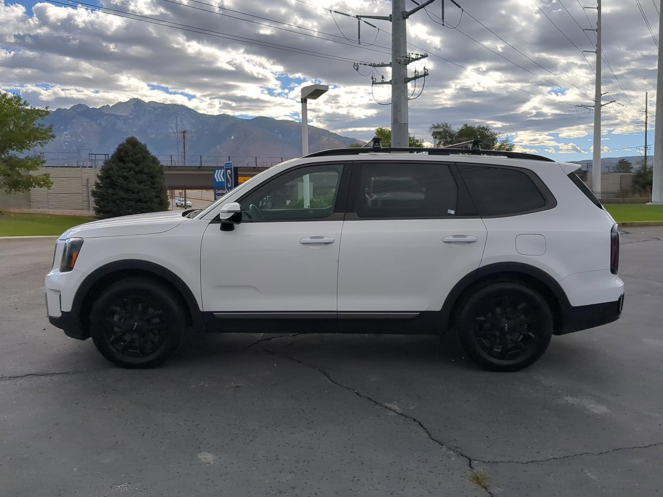 2023 Kia Telluride SX X-Pro photo 2