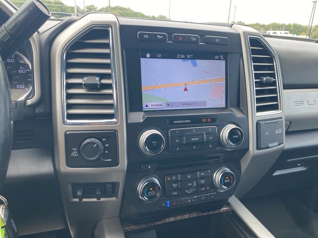 2017 Ford F-250 Lariat photo 22