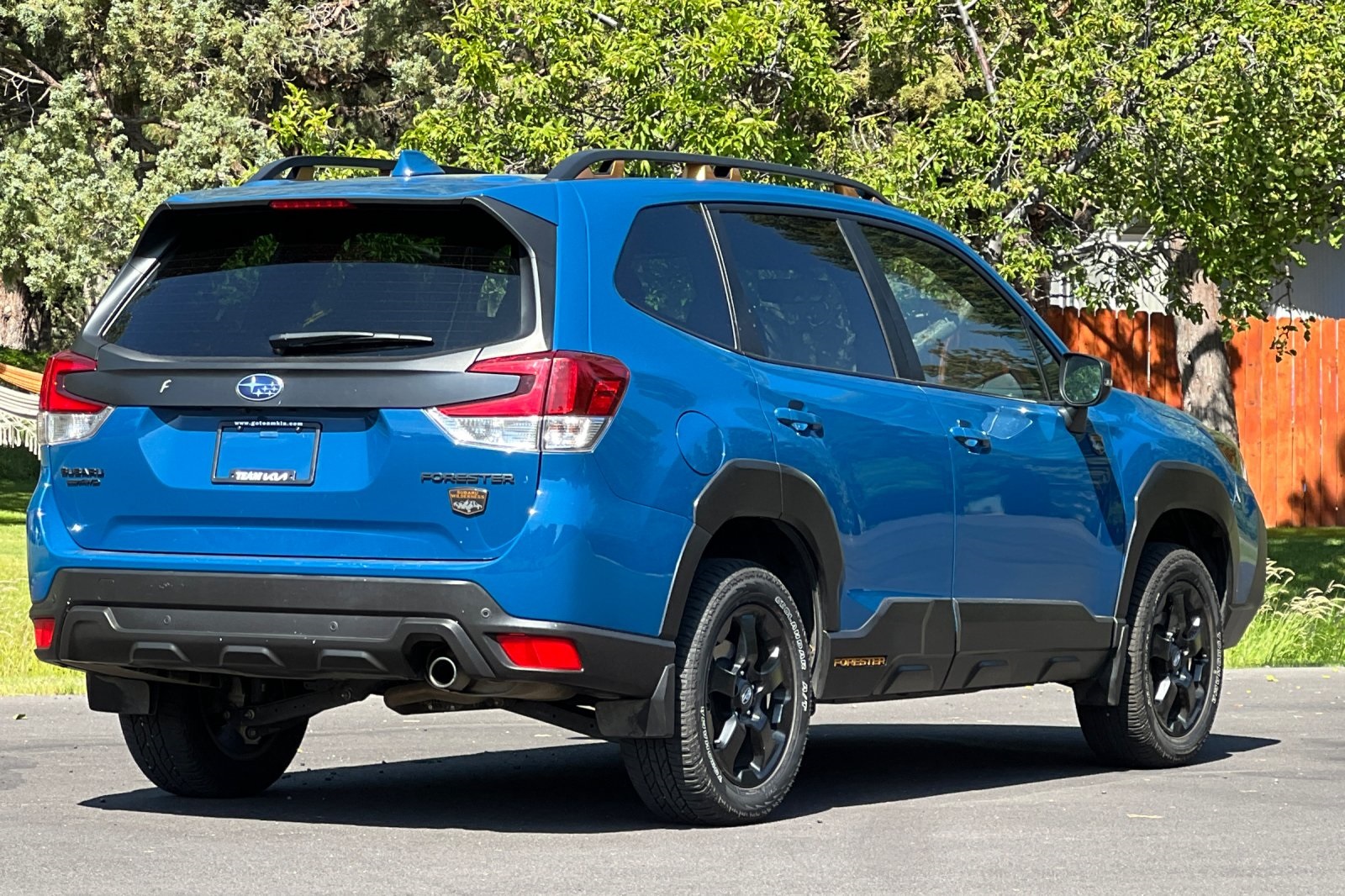 2023 Subaru Forester Touring photo 3