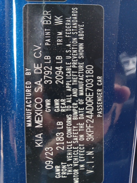 2024 Kia Forte LXS photo 6