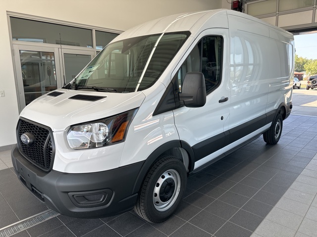 2025 Ford Transit Cargo Van photo 3