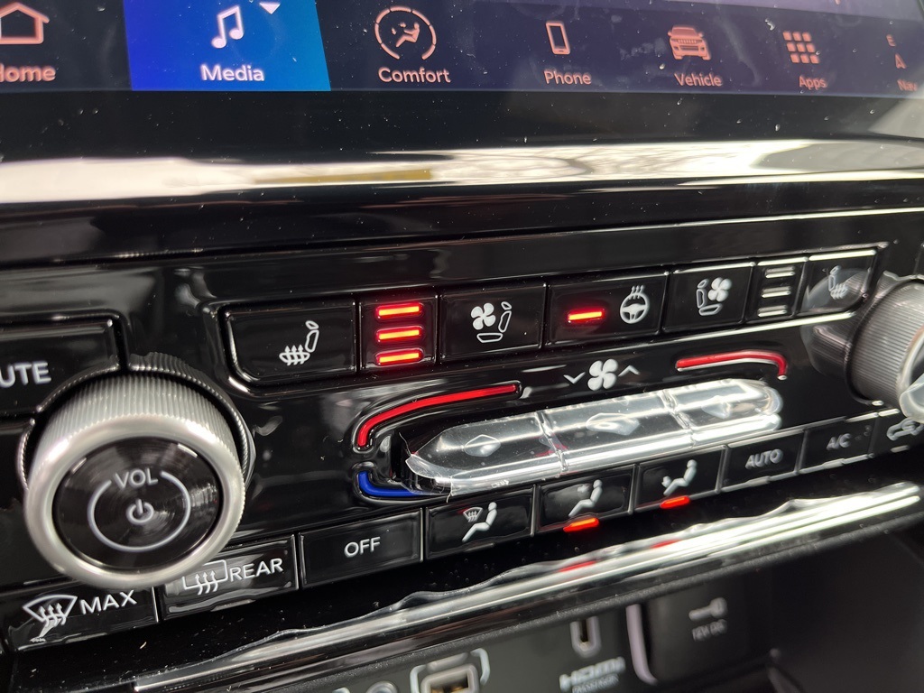 2025 Jeep Grand Cherokee L Summit Reserve photo 42