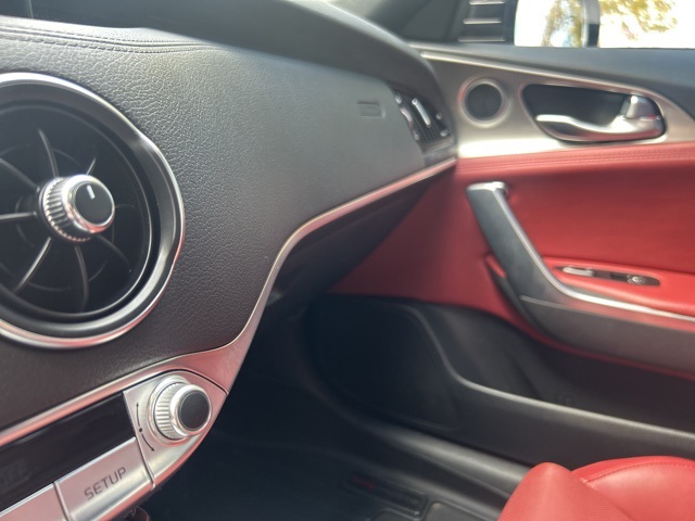 2022 Kia Stinger GT1 photo 32