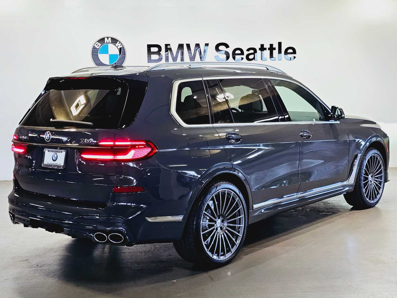 New 2025 BMW X7 ALPINA XB7 Sedan in Seattle #S9W65800 | BMW Seattle