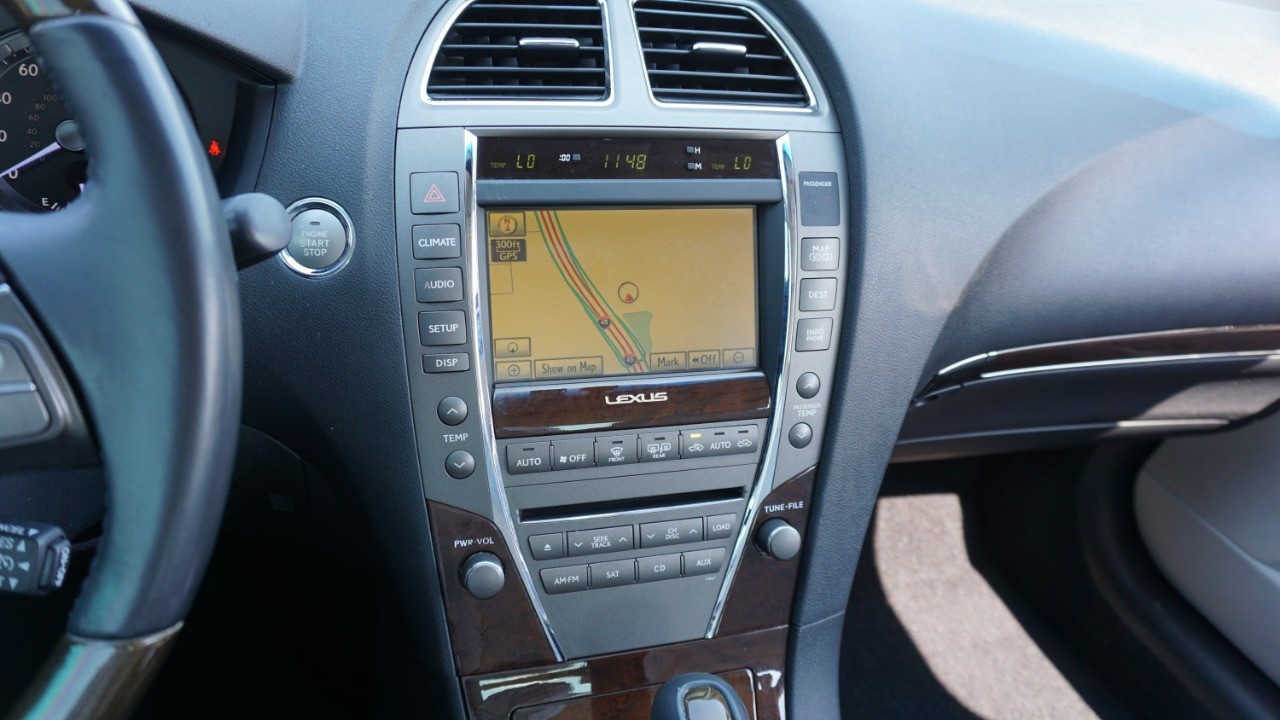 2010 Lexus ES 350 photo 15