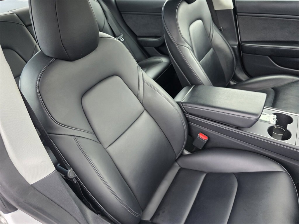 2021 Tesla Model 3 Performance photo 30
