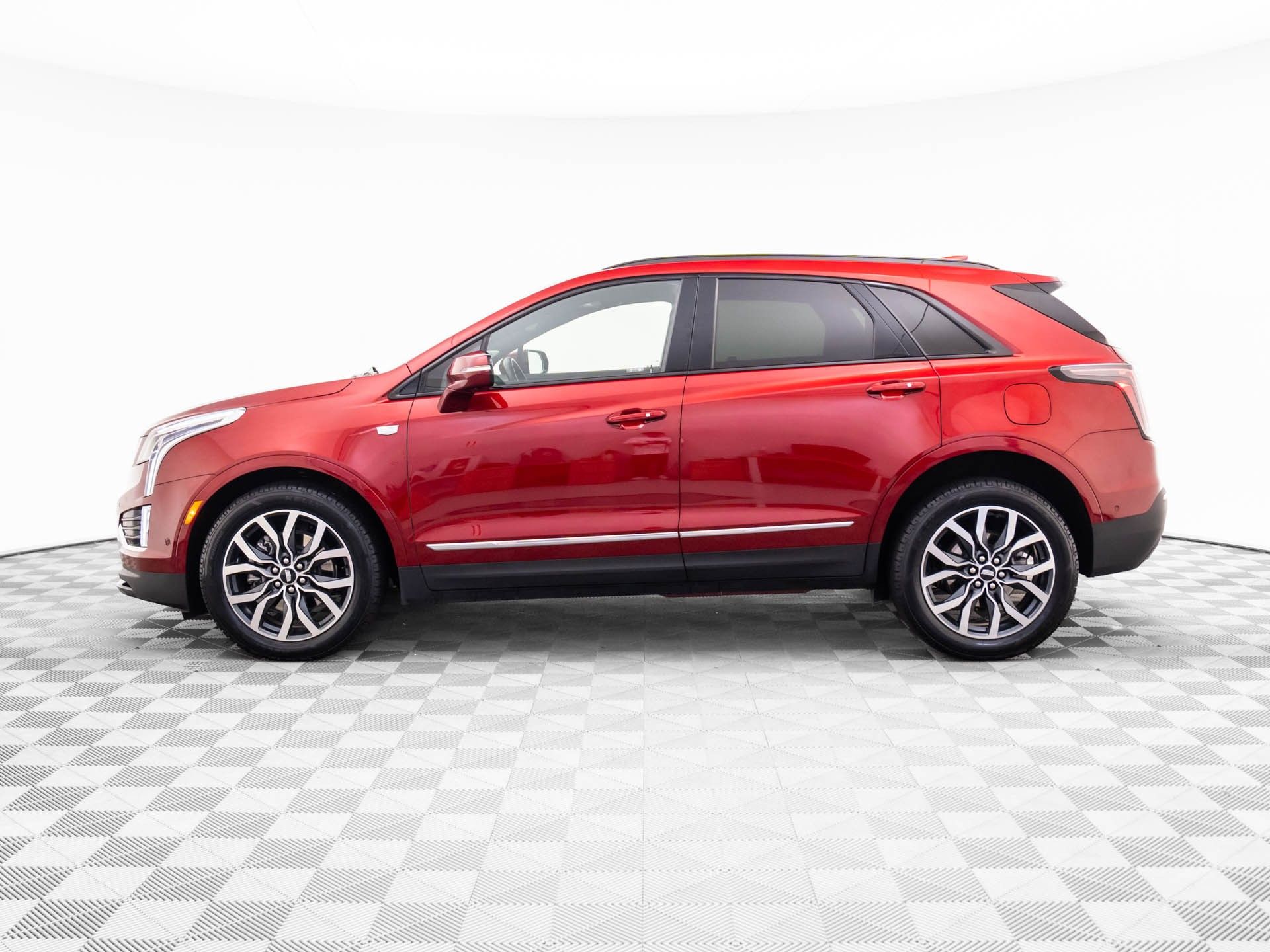 2021 Cadillac XT5 Sport photo 4