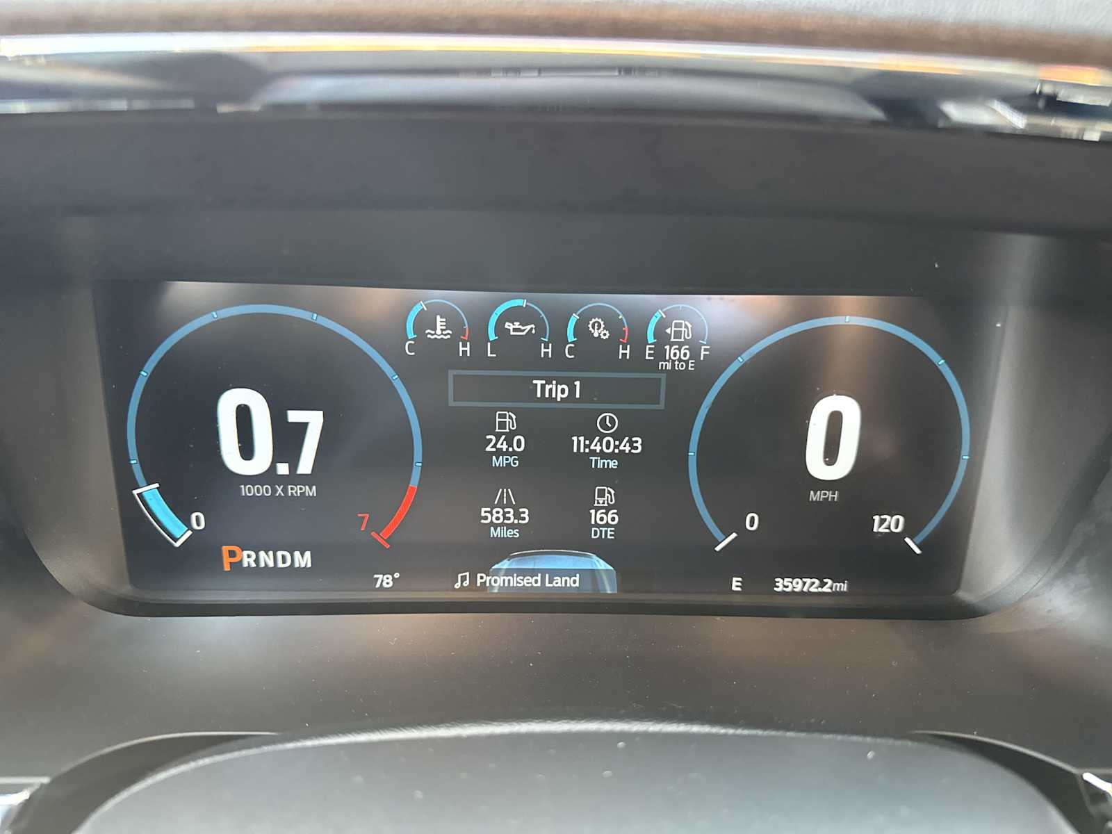 2022 Ford F-150 Lariat photo 25