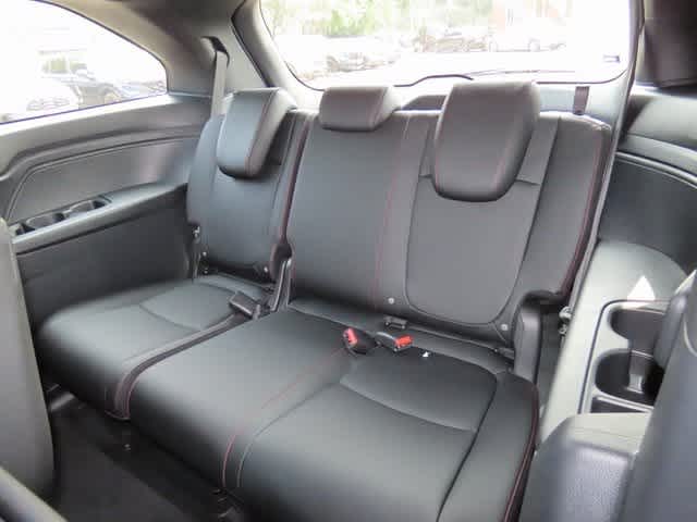2026 Honda Odyssey photo 12