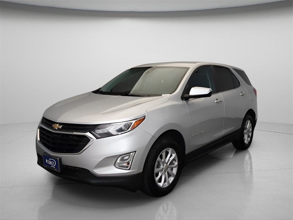 2021 Chevrolet Equinox LT photo 2