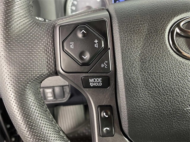 2023 Toyota Tacoma TRD Off-Road photo 15