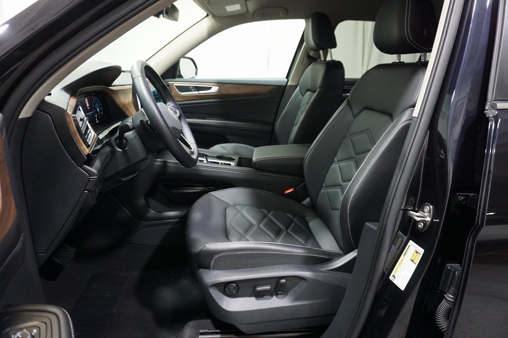 2024 Volkswagen Atlas SE photo 4