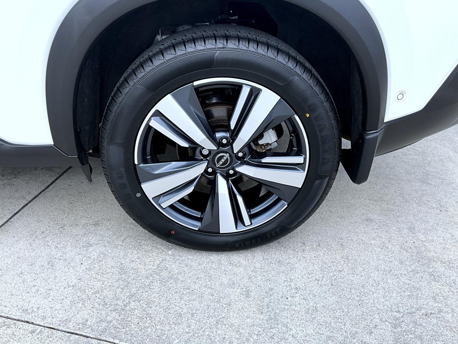 2022 Nissan Rogue SL photo 21
