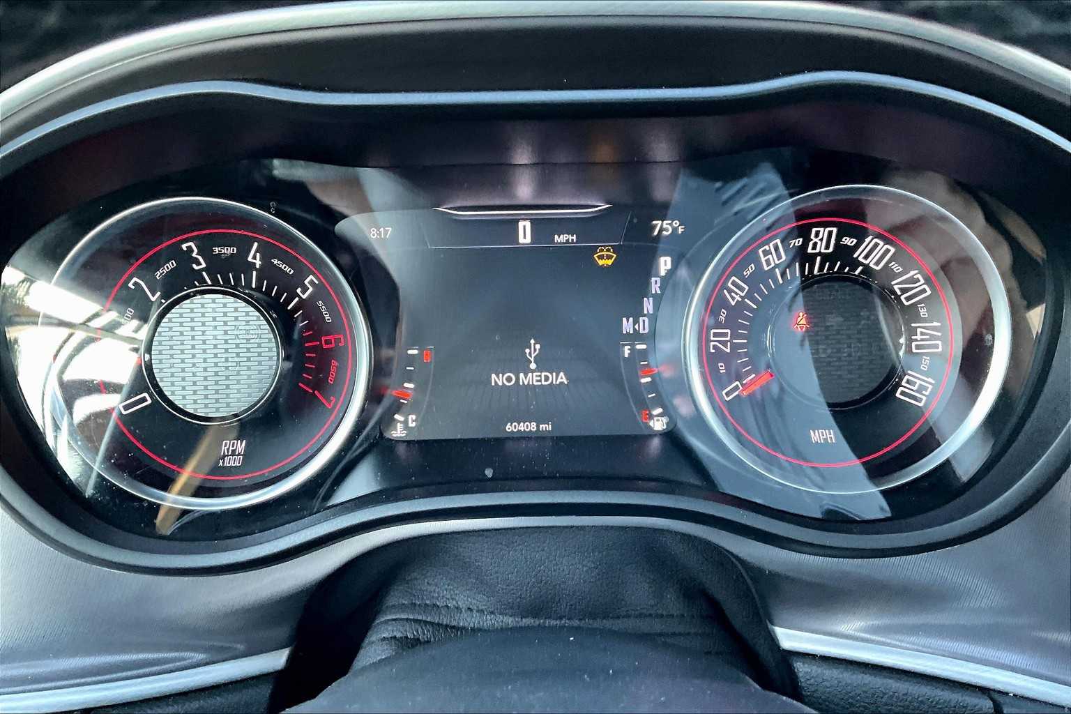 2022 Dodge Challenger R/T photo 22