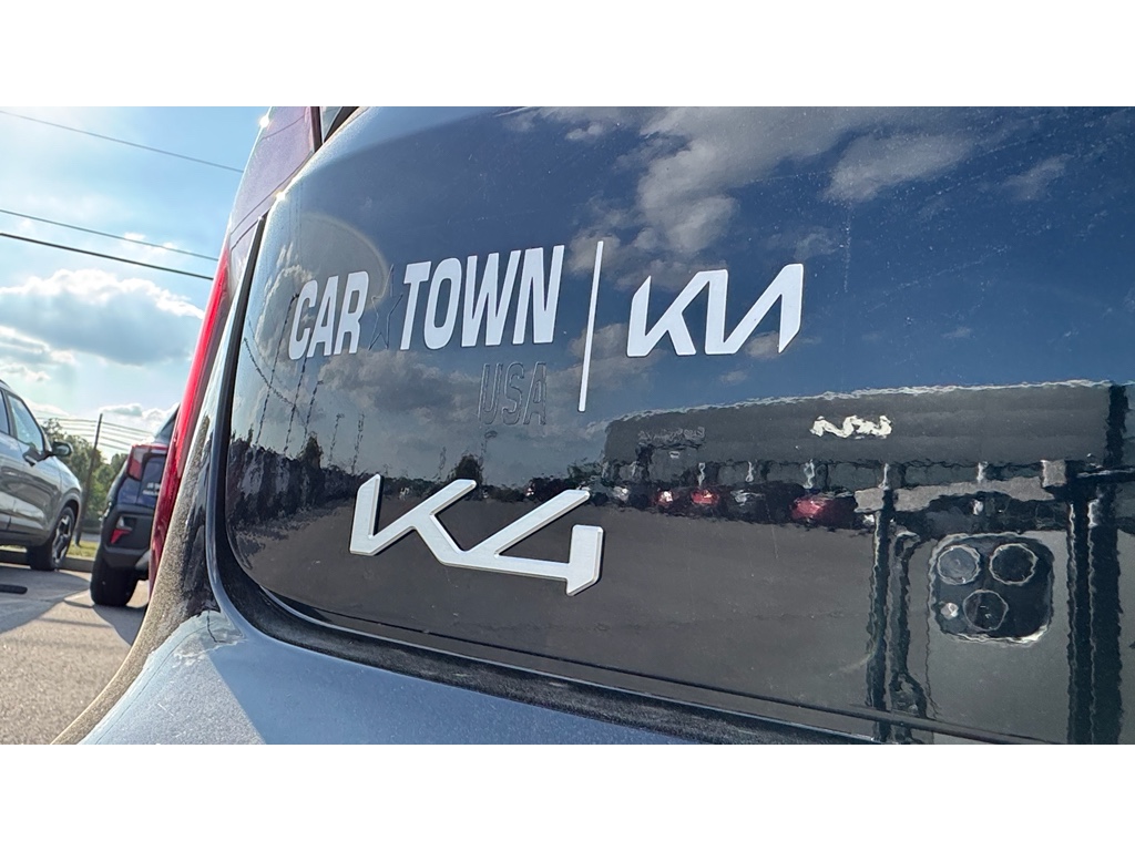 2025 Kia K4 EX photo 5