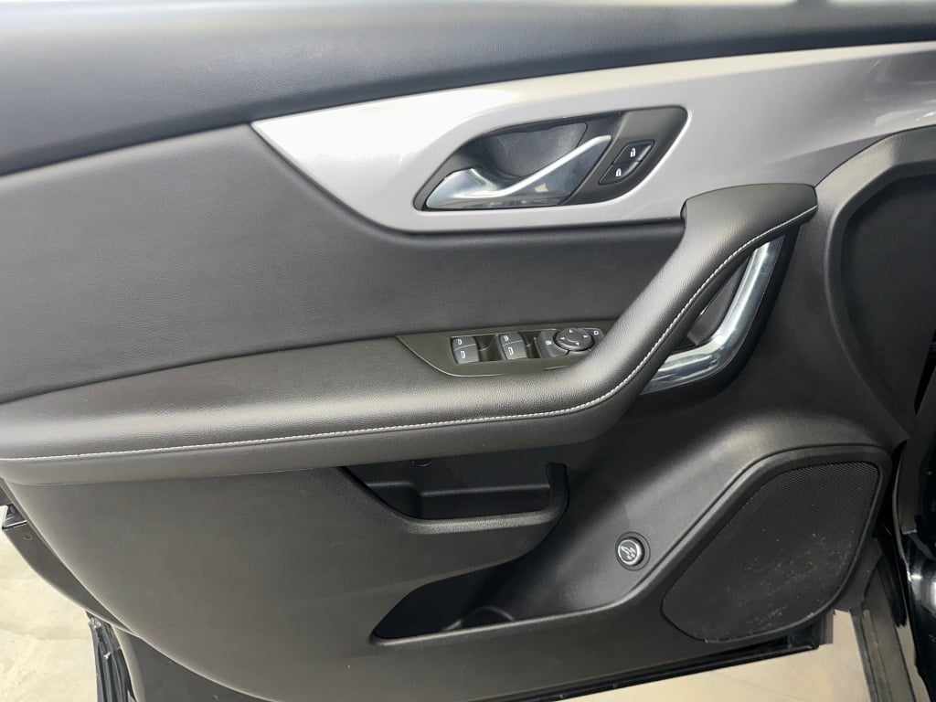 2023 Chevrolet Blazer 2LT photo 4