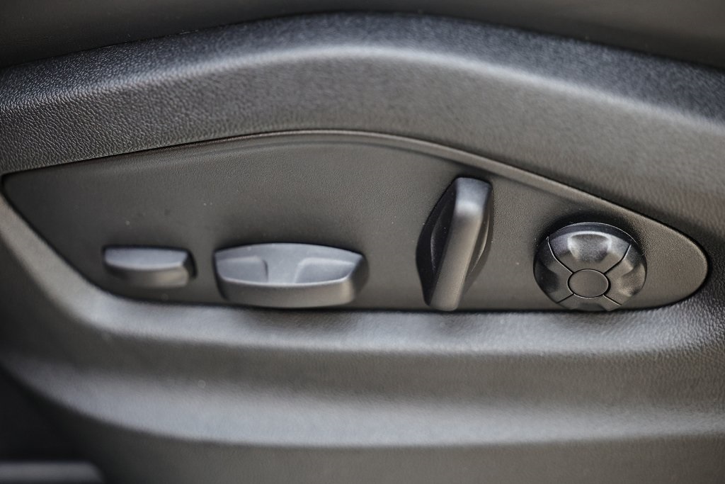 2025 Porsche Cayenne Turbo E-Hybrid photo 25