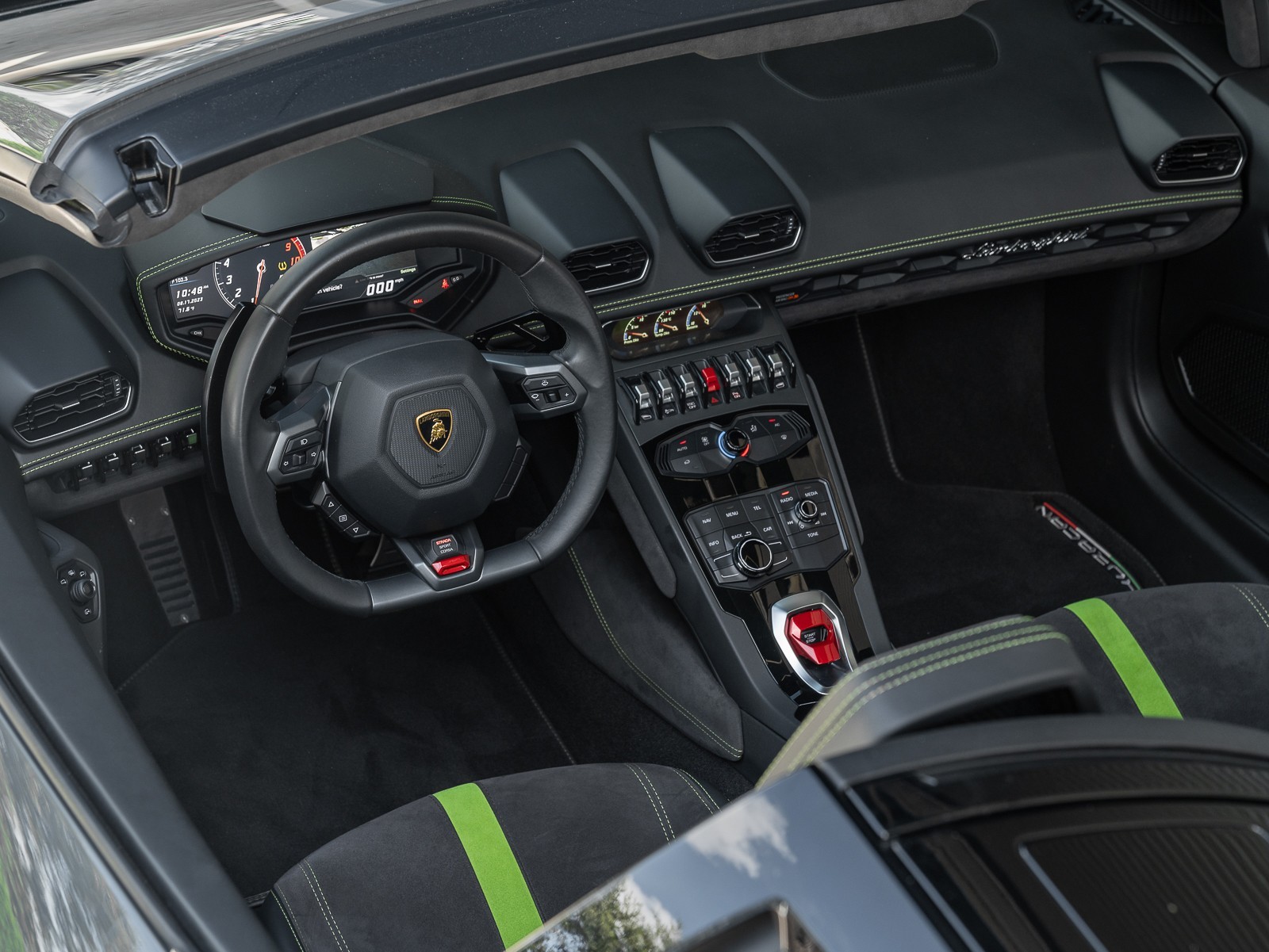 2016 Lamborghini Huracan LP 610-4 Spyder photo 18