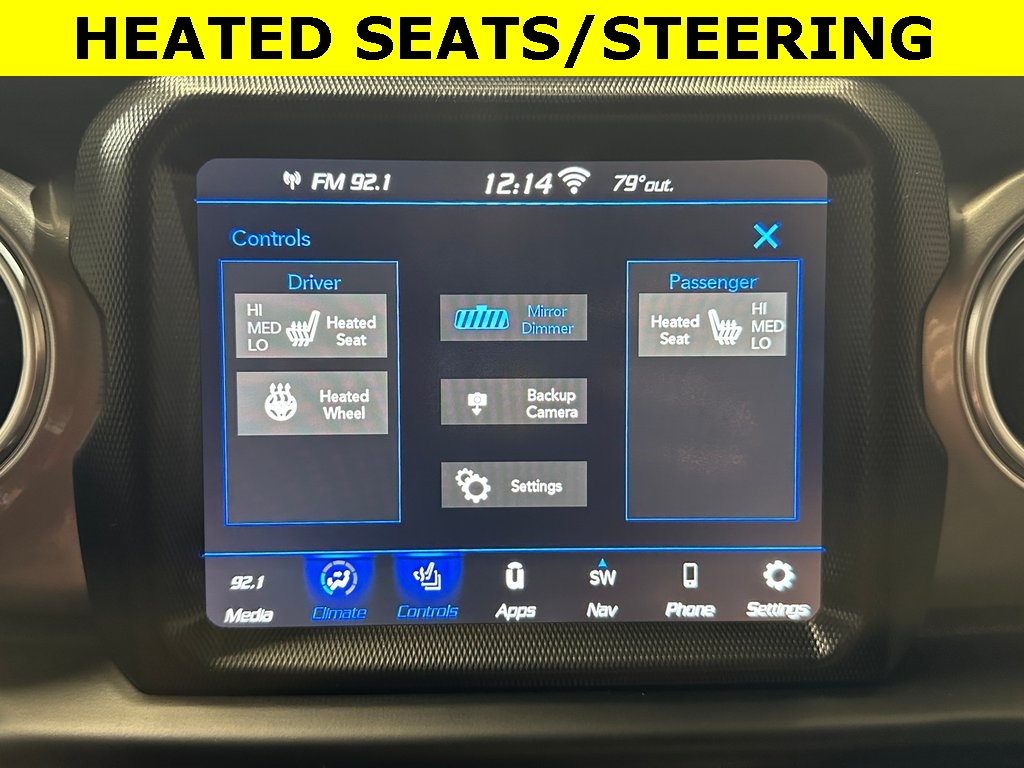 2020 Jeep Wrangler Unlimited Sahara photo 15