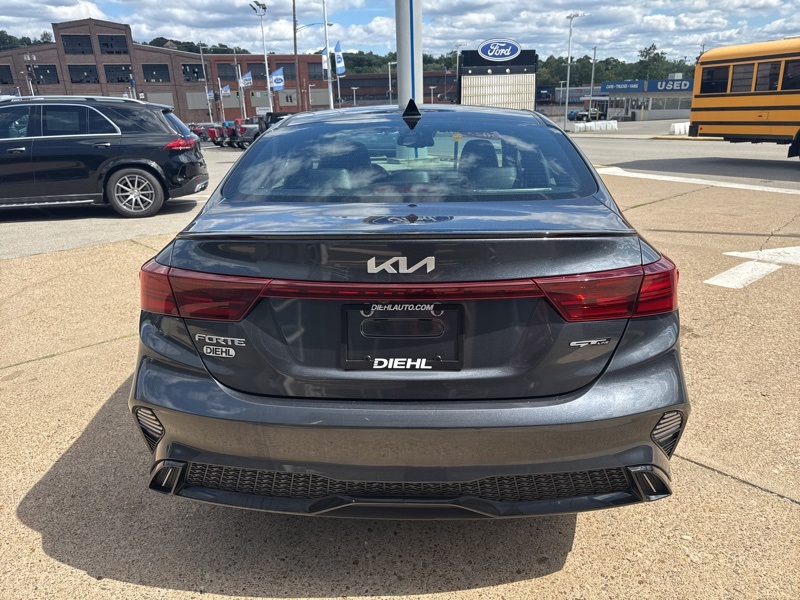 2023 Kia Forte GT-Line photo 6