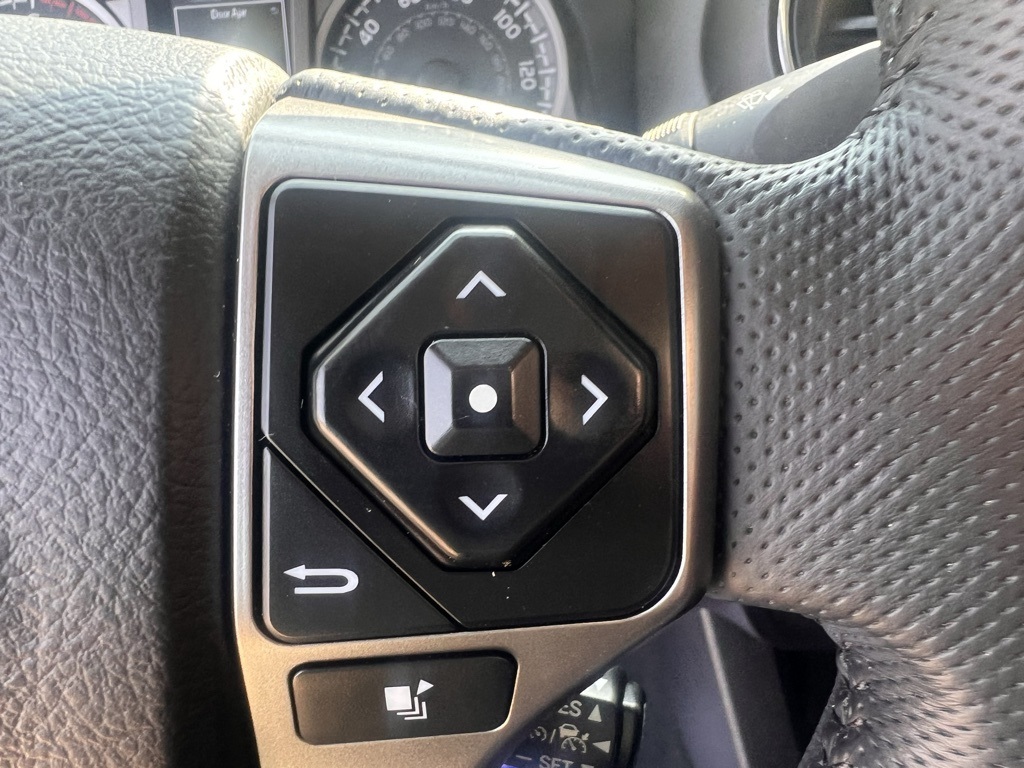 2023 Toyota Tacoma SR5 photo 23