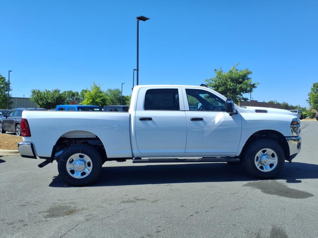 2025 Ram 2500 Tradesman photo 18
